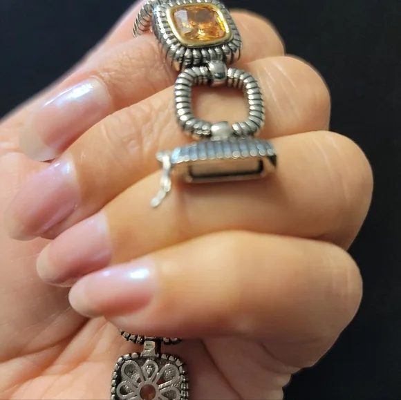 Simulated Yellow Topaz, Square Stations Bracelet - Vintage, Estate. - Picture 4 of 6